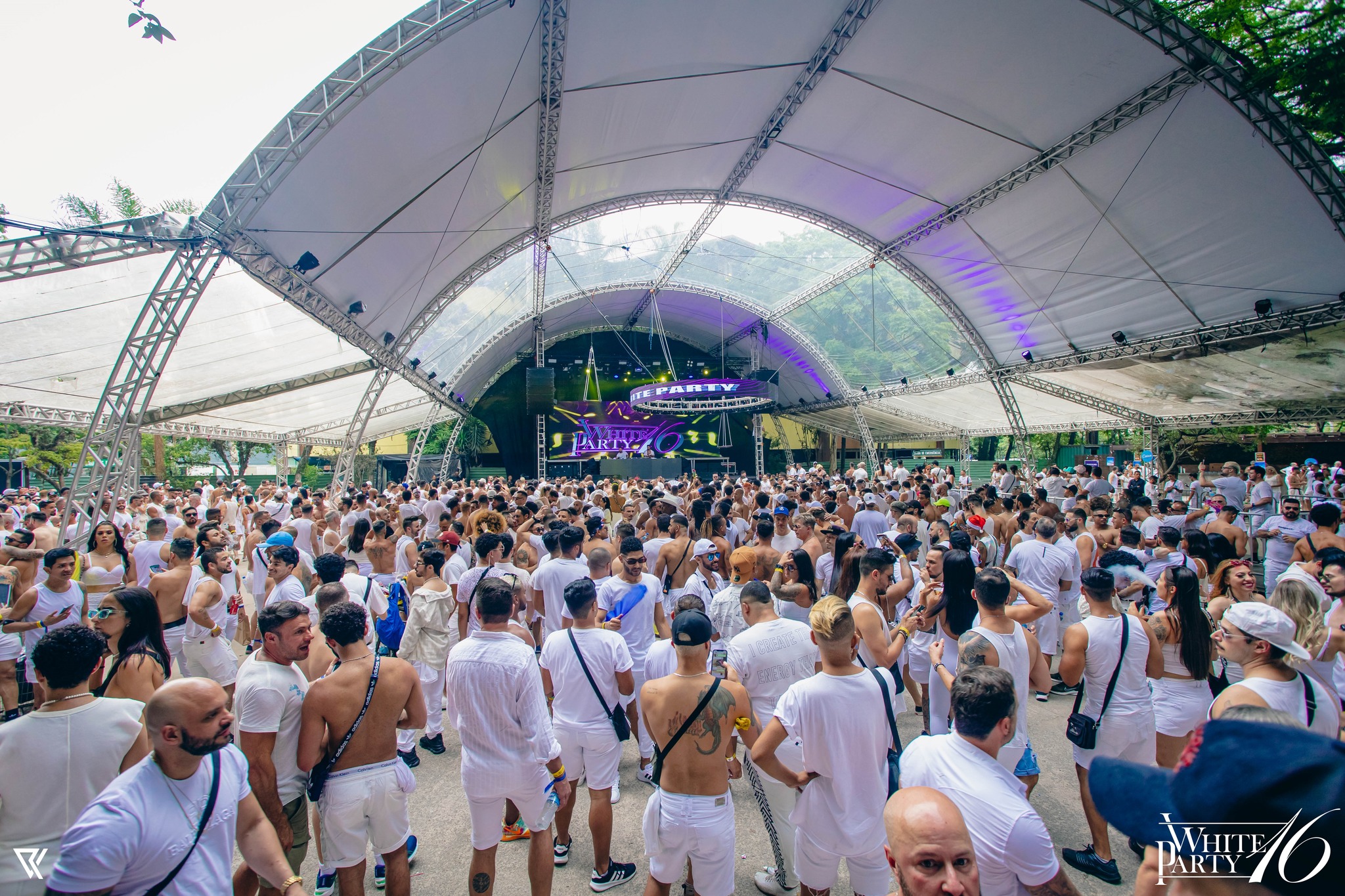 White Party 17 promete tingir de branco o Hangar em SP